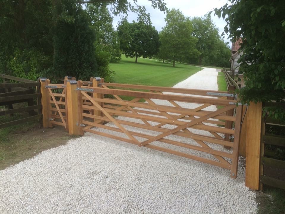 Field Country Gates